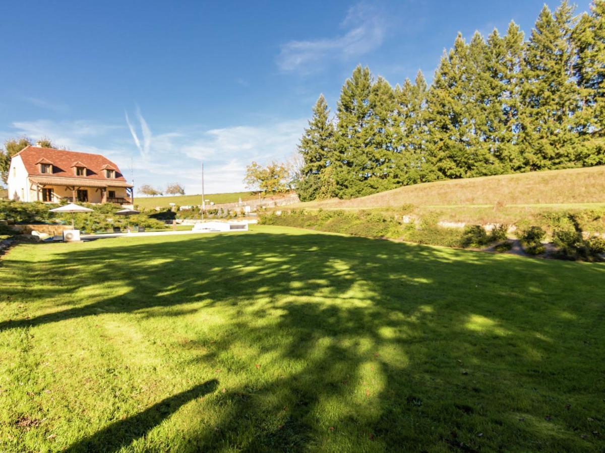 Luxury Villa With Pool On The Edge Of Montignac Exterior photo